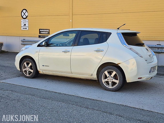 Nissan Leaf 11 of 30