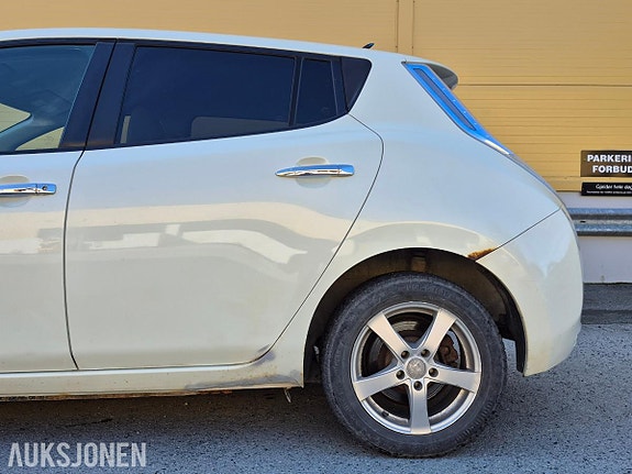 Nissan Leaf 13 of 30