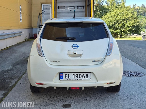 Nissan Leaf 10 of 30