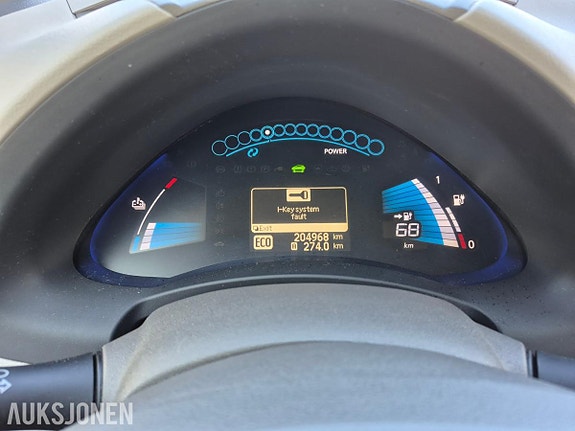 Nissan Leaf 23 of 30