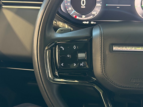 Land Rover Range Rover Sport 29 of 30