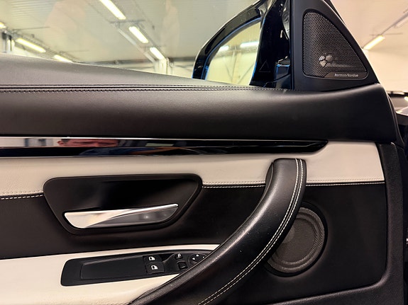 BMW M4 29 of 30