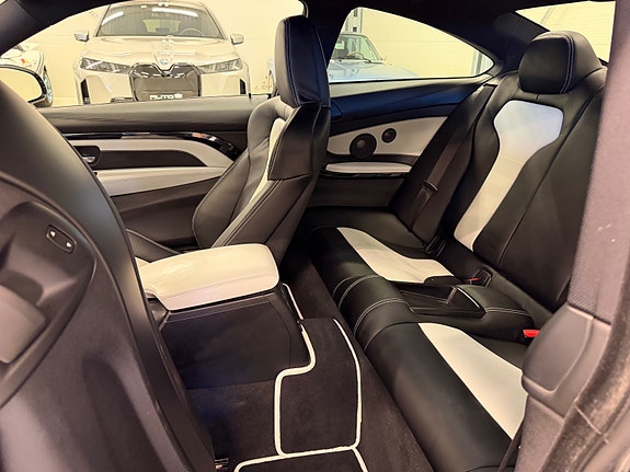 BMW M4 26 of 30