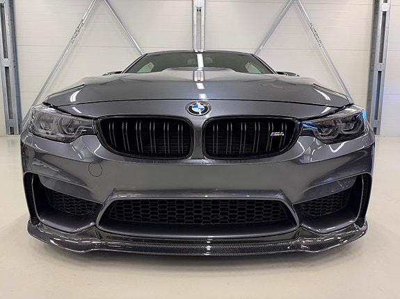 BMW M4 12 of 30