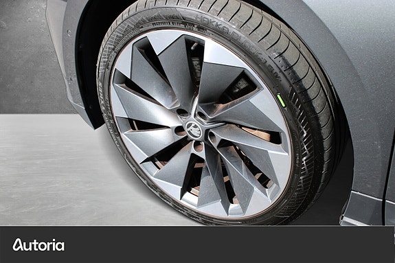 Skoda Enyaq 9 of 25