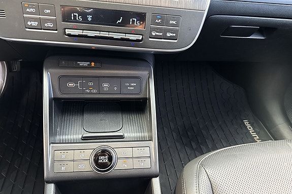 Hyundai Kona 13 of 15