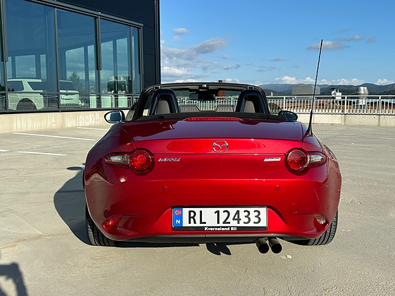 Mazda MX-5 10 of 25