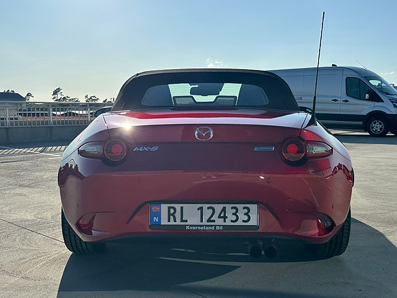 Mazda MX-5 17 of 25