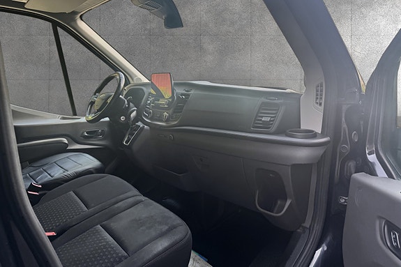 Ford Transit 22 of 25