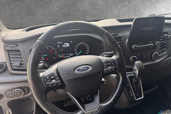 Ford Transit 12 of 25