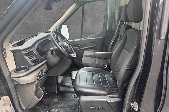 Ford Transit 21 of 25