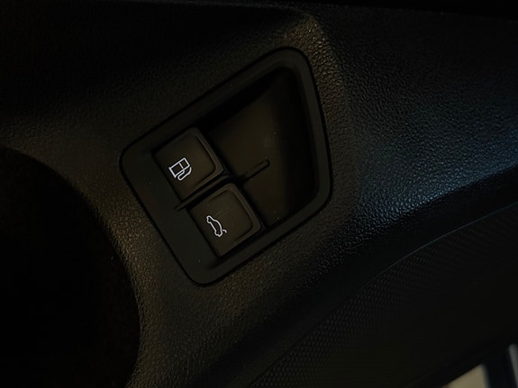 Volkswagen Passat 26 of 30