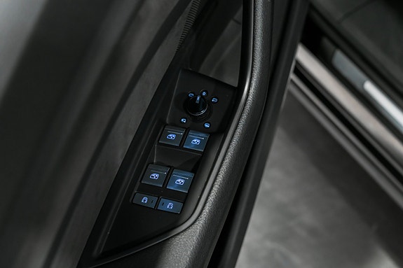 Audi e-tron Sportback 19 of 28