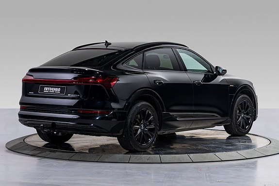 Audi e-tron Sportback 5 of 28