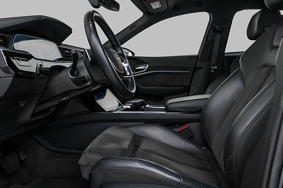 Audi e-tron Sportback 21 of 28