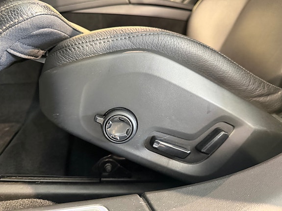Volvo V90 Cross Country 21 of 30