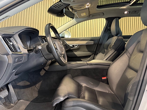 Volvo V90 Cross Country 20 of 30