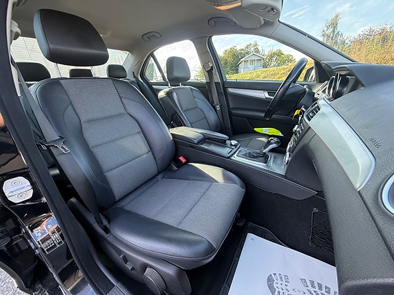 Mercedes-Benz C180 d 24 of 30