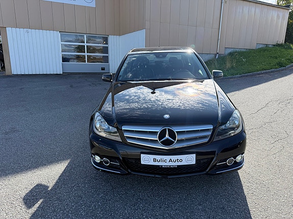 Mercedes-Benz C180 d 3 of 30