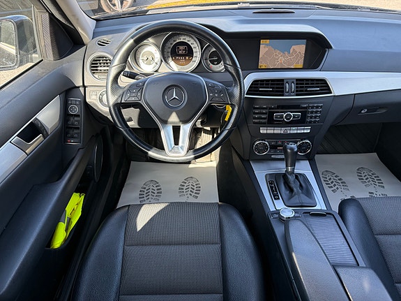Mercedes-Benz C180 d 20 of 30