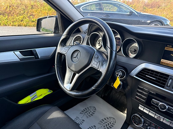 Mercedes-Benz C180 d 29 of 30