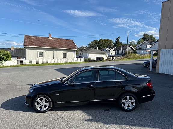 Mercedes-Benz C180 d 5 of 30