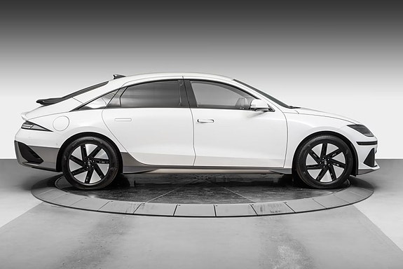 Hyundai Ioniq 6 6 of 24