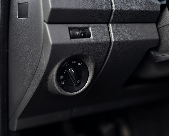 Volkswagen Amarok 19 of 30