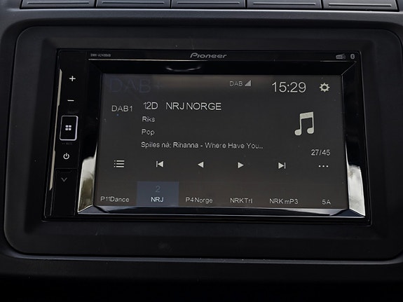 Volkswagen Amarok 18 of 30