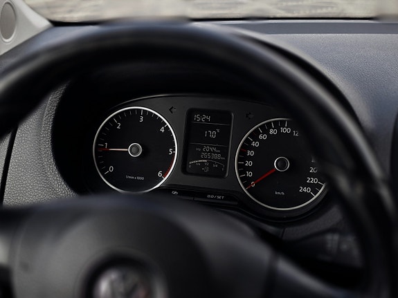 Volkswagen Amarok 21 of 30