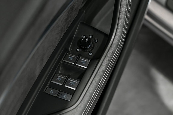 Audi e-tron 19 of 28