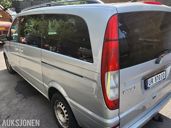 Mercedes-Benz Viano 5 of 30