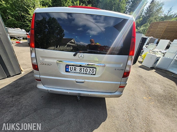 Mercedes-Benz Viano 6 of 30