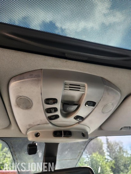 Mercedes-Benz Viano 30 of 30
