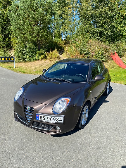 Alfa Romeo MiTo 2 of 21