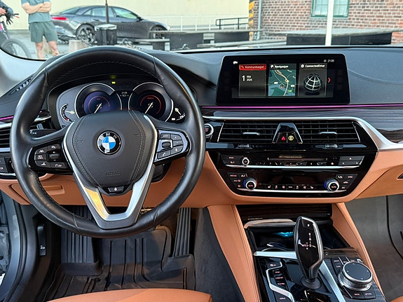 BMW 530e 18 of 23
