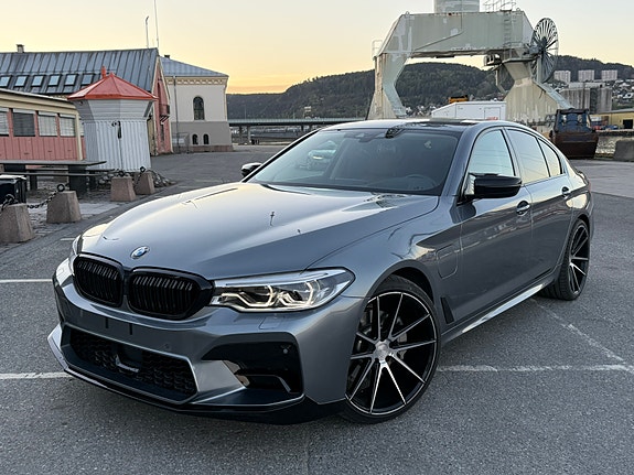 BMW 530e 2 of 23