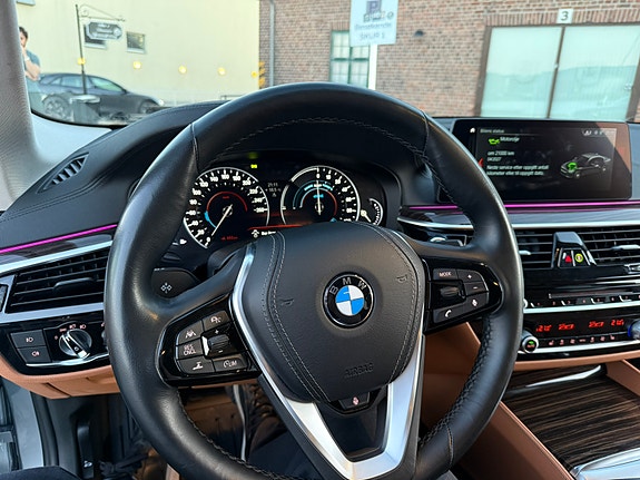 BMW 530e 23 of 23
