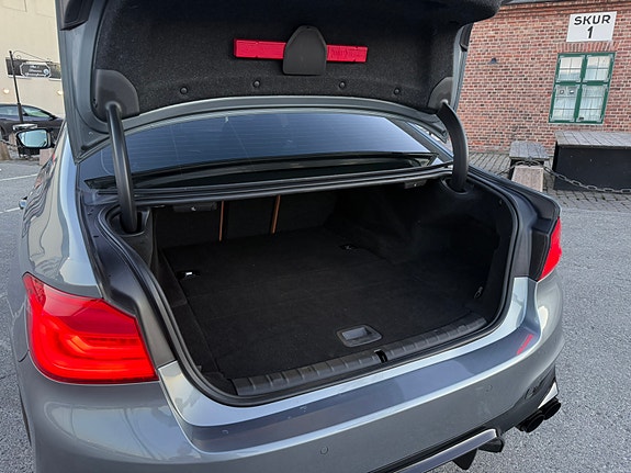 BMW 530e 15 of 23