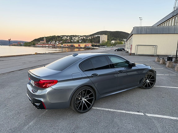 BMW 530e 12 of 23