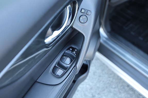 Nissan X-Trail 7 of 30