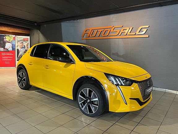Peugeot e-208 5 of 24