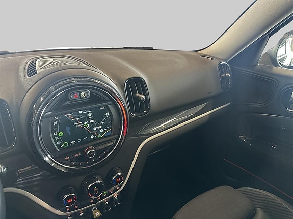 MINI Countryman Cooper SE 14 of 25