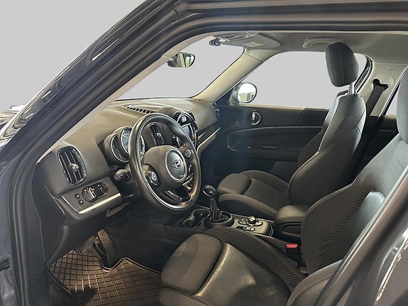 MINI Countryman Cooper SE 7 of 25