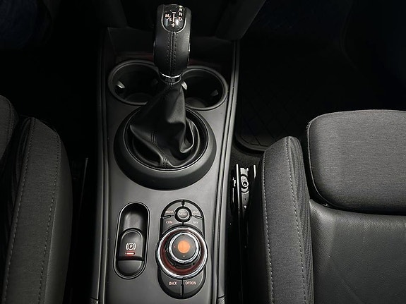 MINI Countryman Cooper SE 21 of 25
