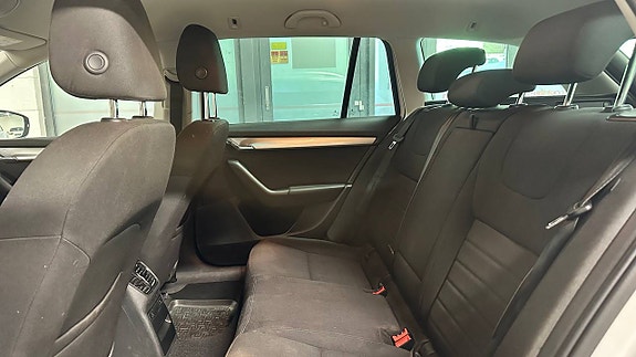 Skoda Octavia 9 of 22