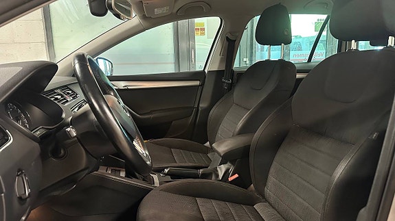 Skoda Octavia 12 of 22