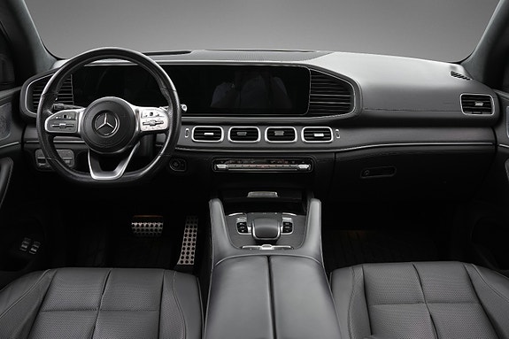 Mercedes-Benz GLS400 d 27 of 30