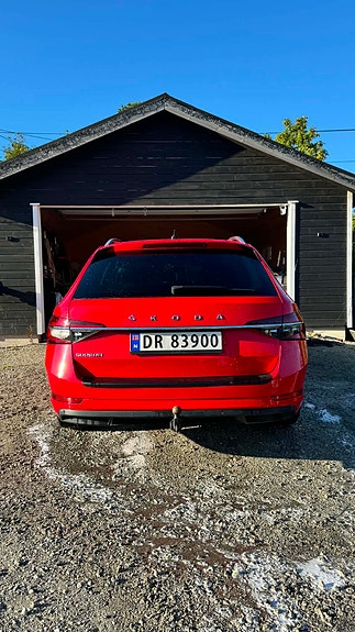 Skoda Superb 7 of 30