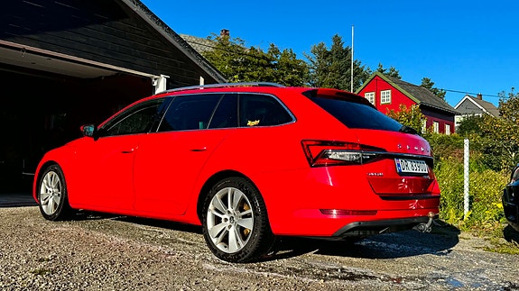 Skoda Superb 3 of 30
